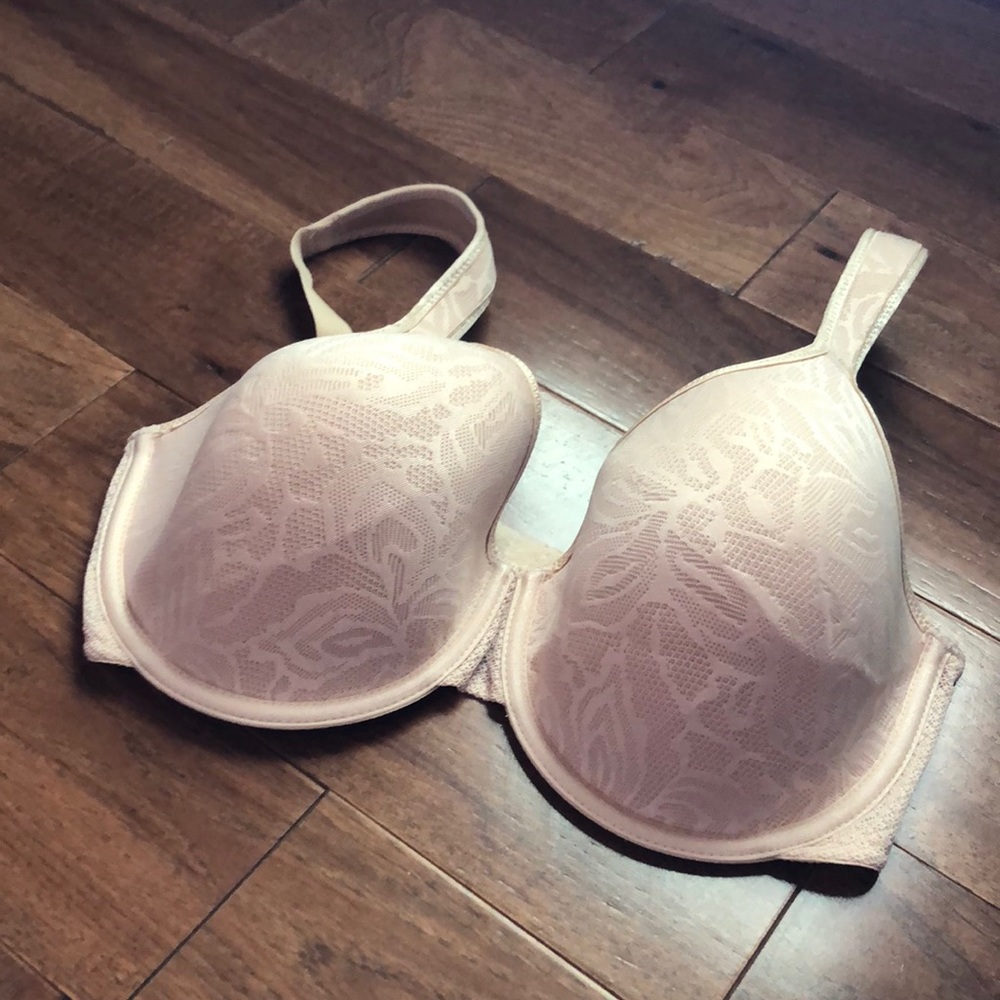 Wacoal underwire lightly padded bra